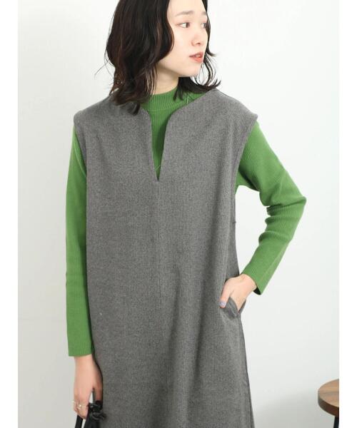 Samansa Mos2 blue（サマンサモスモスブルー）の「【Hug knit】リブニットプルオーバー（ニット/セーター・レディース・イエロー/トップグレー/グリーン/ベージュ/ブラック・F）」の14枚目の写真