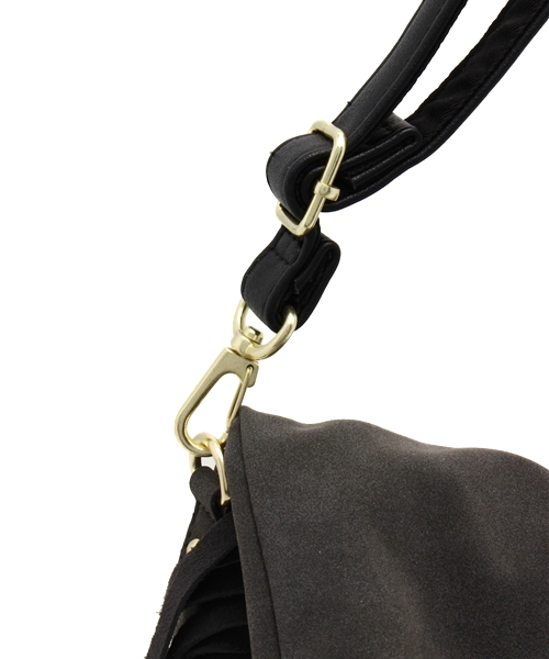 natural couture（ナチュラルクチュール）の「【natural couture NICE CLAUP】フリンジショルダーバッグ（ショルダーバッグ・レディース・ベージュ/キャメル/ブラック・FREE）」の10枚目の写真