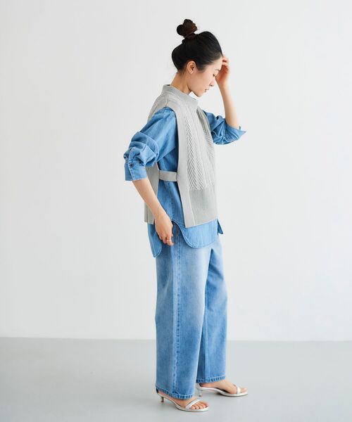 le.coeur blanc（ルクールブラン）の「柄編みニットベスト（ベスト・レディース・ライトグレー/オフホワイト・38）」の11枚目の写真