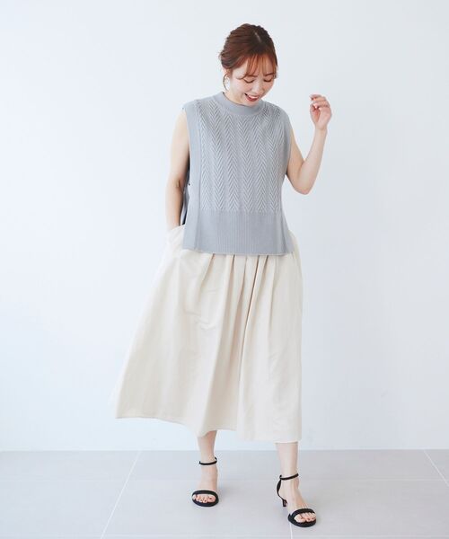 le.coeur blanc（ルクールブラン）の「柄編みニットベスト（ベスト・レディース・ライトグレー/オフホワイト・38）」の21枚目の写真