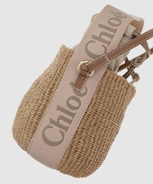 クロエ woody スモールバスケット Chloé 天然繊維を使用したWoodyスモールバスケット のホワイト