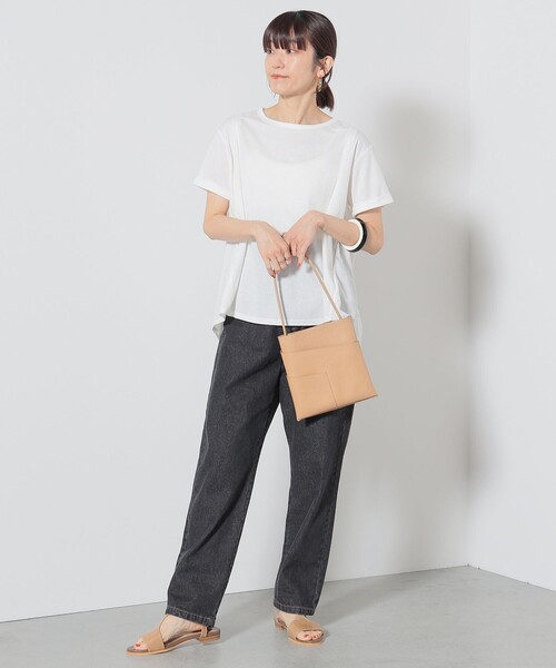 BEAMS HEART(ビームスハート)の「BEAMS HEART / 後ボタン フレア プルオーバー(Tシャツ/カットソー・レディース・オリーブ/ネイビー/オフホワイト・FREE)」の4枚目の写真