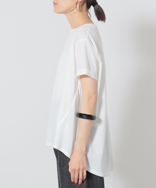 BEAMS HEART(ビームスハート)の「BEAMS HEART / 後ボタン フレア プルオーバー(Tシャツ/カットソー・レディース・オリーブ/ネイビー/オフホワイト・FREE)」の17枚目の写真