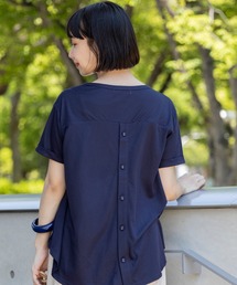 BEAMS HEART / 後ボタン フレア プルオーバー