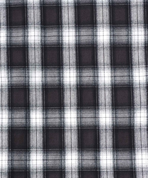 SITRY(シトリー)の「Ombre Check Shirt/オーバーサイズ オンブレチェックシャツ(シャツ/ブラウス・メンズ・ホワイト×ブラック/ブラウン/ブラック×ホワイト/ネイビー/ブルー・M/L)」の13枚目の写真