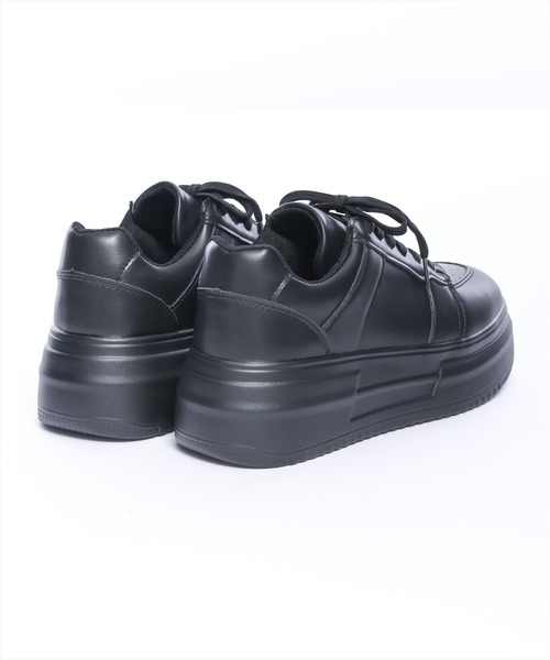 clear（クリア）の「厚底スニーカー [スタイルアップ]≪2024AW≫（スニーカー・レディース・ブラック/オフホワイト・L/M）」の11枚目の写真