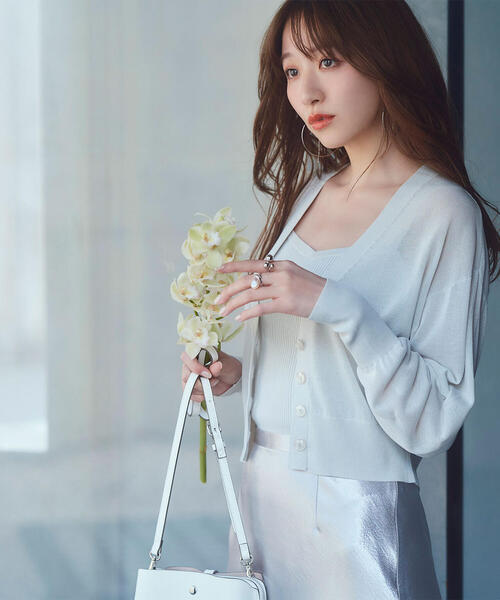 NATURAL BEAUTY BASIC（ナチュラルビューティーベーシック）の「◇シアーカーデ＆ハートネックニットタンク（カーディガン/ボレロ・レディース・オフホワイト/グレー/ブラック/ピンク・FREE）」の3枚目の写真