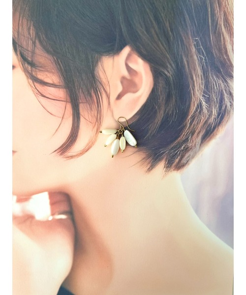 tone(トーン)の「【jebi】14kgf ふぞろい天然石の大きめピアス(MA)(ピアス(両耳用)・レディース・オレンジ/ホワイト・FREE)」の3枚目の写真