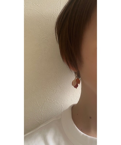 tone(トーン)の「【jebi】14kgf ふぞろい天然石の大きめピアス(MA)(ピアス(両耳用)・レディース・オレンジ/ホワイト・FREE)」の8枚目の写真