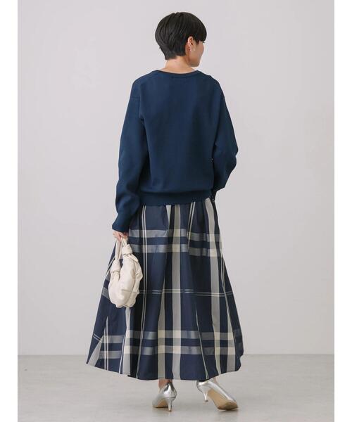 AMERICAN HOLIC(アメリカンホリック)の「エコカルットクルーネックカーディガン<エコ・軽い・ニット>(カーディガン/ボレロ・レディース・レッド/ネイビー/アイボリー/ブラック・M/L)」の16枚目の写真