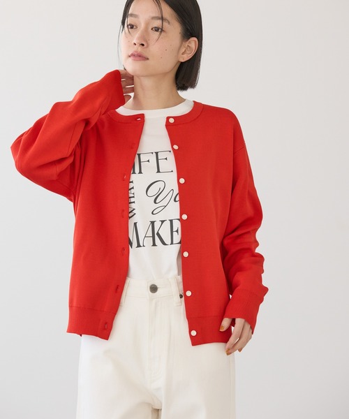 AMERICAN HOLIC(アメリカンホリック)の「エコカルットクルーネックカーディガン<エコ・軽い・ニット>(カーディガン/ボレロ・レディース・レッド/ネイビー/アイボリー/ブラック・M/L)」の4枚目の写真