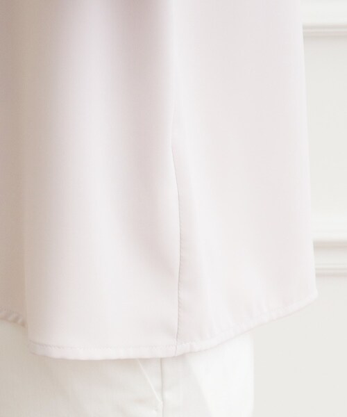 couture brooch（クチュールブローチ）の「◆ハートネック配色ポイントブラウス（シャツ/ブラウス・レディース・ライトグレー系4/アイボリー系4・42/40/38）」の13枚目の写真