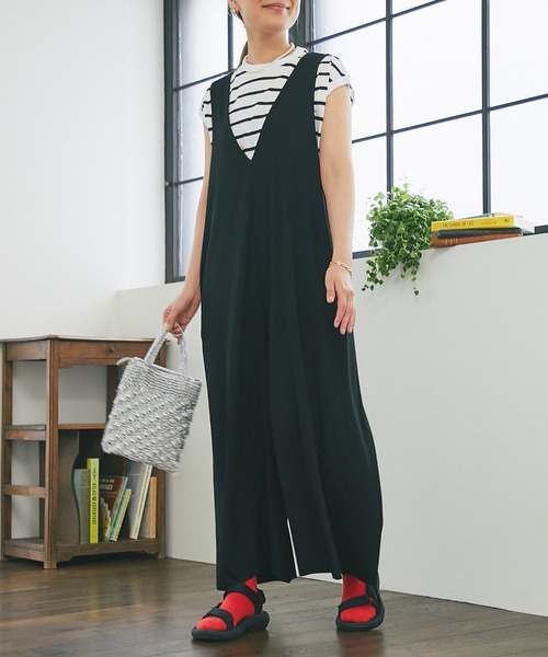 un dix cors（アンディコール）の「リラックスサロペット（サロペット/オーバーオール・レディース・ブラック・FREE）」の2枚目の写真