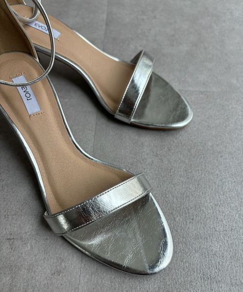 DouDou（ドゥドゥ）の「5センチヒールストラップサンダル（サンダル・レディース・シルバー/ゴールド/ブラック・23cm/23.5cm/24cm）」の14枚目の写真