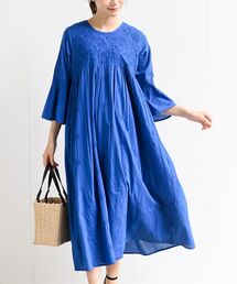 刺繍切替フレアー袖ワンピース