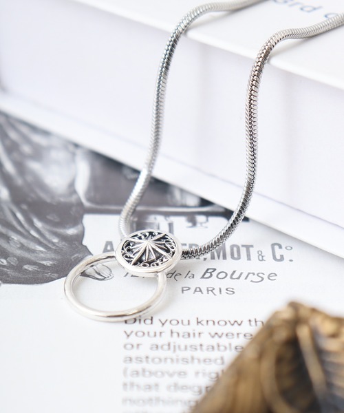 FUNALIVE（ファンアライブ）の「925シルバートップ　GLASSES HOLDER　ネックレス（ネックレス・メンズ・シルバー系その他5/シルバー系その他3/シルバー系その他/シルバー系/シルバー系その他2/シルバー系2/シルバー系その他4/シルバー系その他6/A/シルバー系その他7/シルバー系9/シルバー系8/シルバー系7/シルバー系3/シルバー系4/シルバー系5/シルバー系6・ONE SIZE）」の4枚目の写真