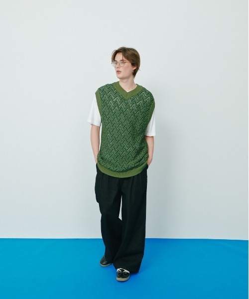 KACCO(カッコ)の「《ユニセックスアイテム》SHEER LACE KNIT VEST / シアーレースニットベスト(Tシャツ/カットソー・メンズ・ブラック/グリーン・SMALL/LARGE/MEDIUM)」の4枚目の写真