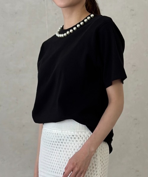 Per sist ence(パーシエンス)の「天竺衿ぐりパール付きTシャツ/手洗い可(Tシャツ/カットソー・レディース・イエロー/ブラック/オフホワイト・FREE)」の18枚目の写真
