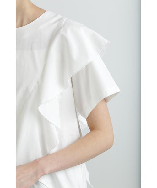 JILL STUART（ジルスチュアート）の「フリルデザインプルオーバー（Tシャツ/カットソー・レディース・ブラック/ホワイト/ネイビー・FREE）」の6枚目の写真