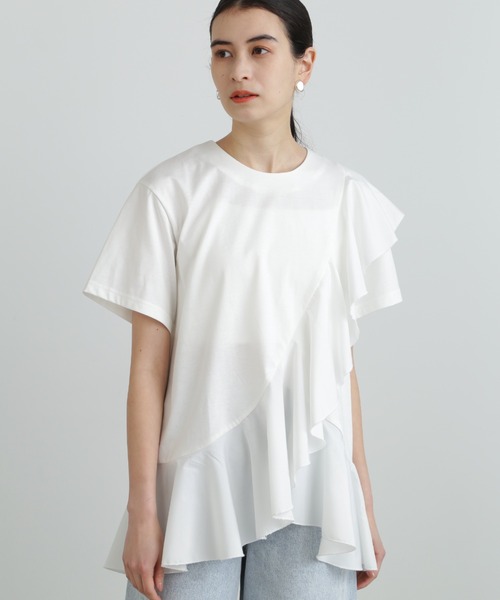 JILL STUART（ジルスチュアート）の「フリルデザインプルオーバー（Tシャツ/カットソー・レディース・ブラック/ホワイト/ネイビー・FREE）」の2枚目の写真