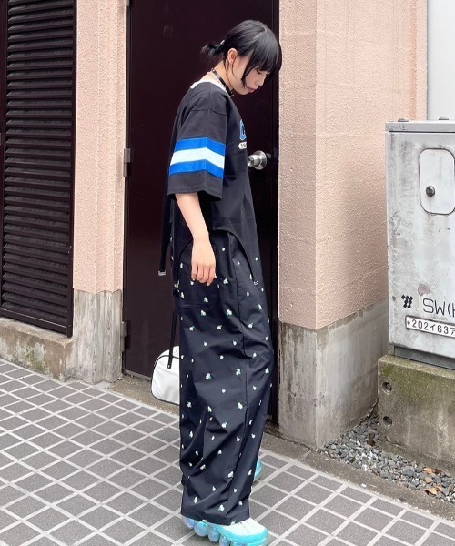 Candy Stripper（キャンディストリッパー）の「GARTER DETAIL SWITCHING Tシャツ（Tシャツ/カットソー・レディース・ブラック/ライトグレー/ネイビー・2）」の8枚目の写真