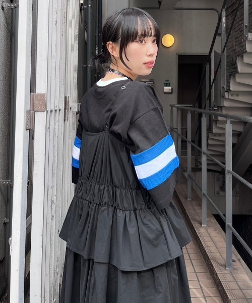 Candy Stripper（キャンディストリッパー）の「GARTER DETAIL SWITCHING Tシャツ（Tシャツ/カットソー・レディース・ブラック/ライトグレー/ネイビー・2）」の13枚目の写真