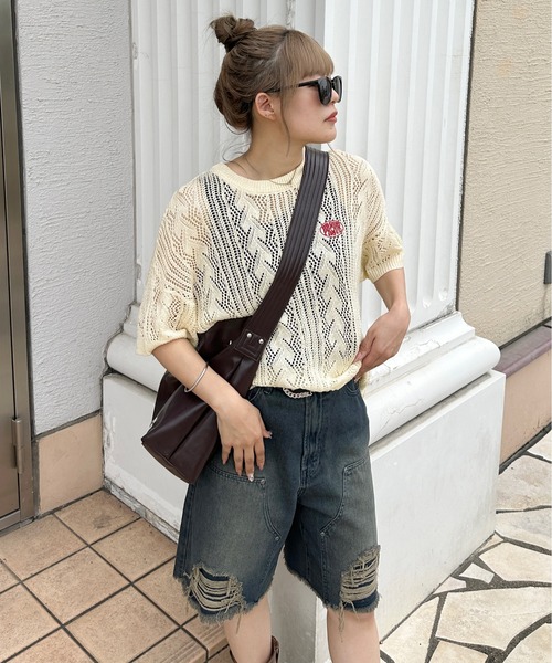 sedacle(セダクル)の「バイパターン透かしニット(Tシャツ/カットソー・レディース・アイボリー/レッド/ブラック・SMALL/LARGE/MEDIUM)」の2枚目の写真