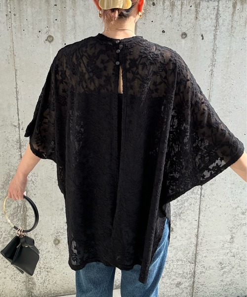 y/m by misato（イムバイミサト）の「レースジャガードオーバーサイズトップス（シャツ/ブラウス・レディース・ブラック/オフホワイト・FREE）」の16枚目の写真