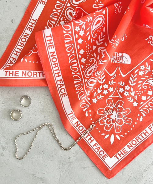 THE NORTH FACE(ザノースフェイス)の「THE NORTH FACE(ザ・ノースフェイス)/コットン プリント バンダナ スカーフ/BANDANA_PAISLEY_80'S/PINE CONE(バンダナ/スカーフ・レディース・アイボリー/ライトカーキ/レッド/グリーン/ホワイト/ネイビー/ブラウン/ピンク/パープル/カーキ/ライトグリーン/ライトブルー/オレンジ/ダークブラウン・FREE)」の14枚目の写真