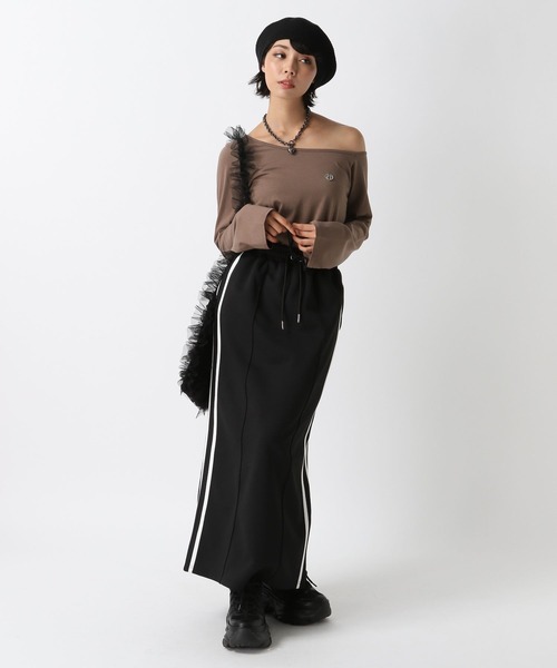 PAGEBOY(ページボーイ)の「ワンショルプレートトップス(Tシャツ/カットソー・レディース・ブラック/オフホワイト/ブラウン・FREE)」の15枚目の写真