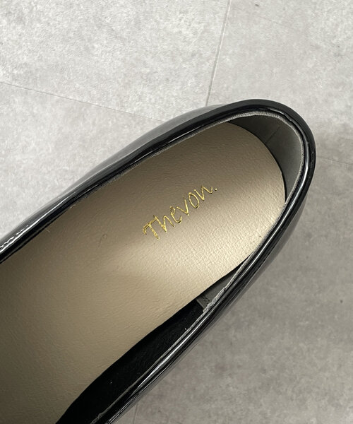 Thevon(ゼボン)の「配色エナメルローファー(ブーツ・レディース・ブラック/カーキ・M/L)」の9枚目の写真