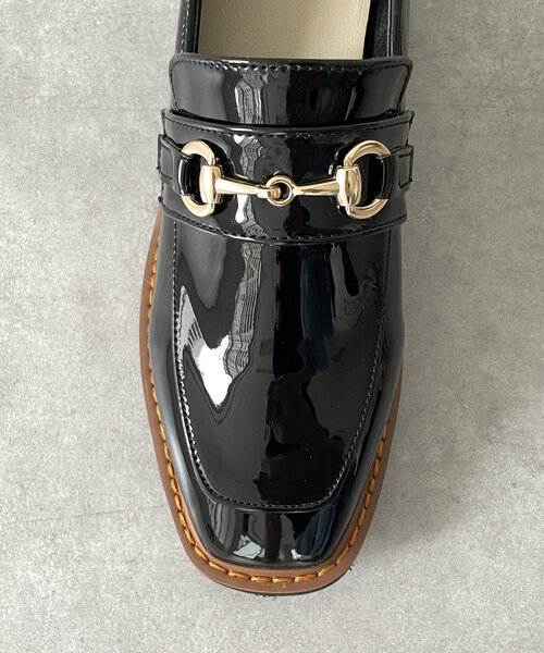 Thevon(ゼボン)の「配色エナメルローファー(ブーツ・レディース・ブラック/カーキ・M/L)」の11枚目の写真