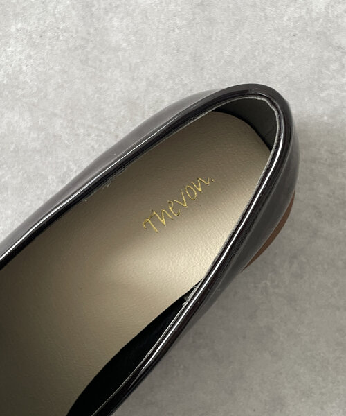 Thevon(ゼボン)の「配色エナメルローファー(ブーツ・レディース・ブラック/カーキ・M/L)」の17枚目の写真