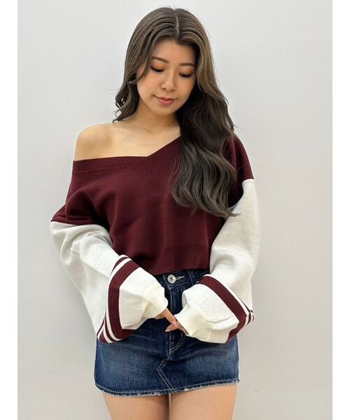 GYDA(ジェイダ)の「2wayスリーブラインVネックニットトップス(ニット/セーター・レディース・ボルドー/ブラック・FREE)」の2枚目の写真