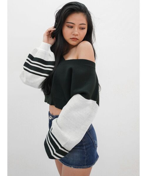 GYDA(ジェイダ)の「2wayスリーブラインVネックニットトップス(ニット/セーター・レディース・ボルドー/ブラック・FREE)」の15枚目の写真