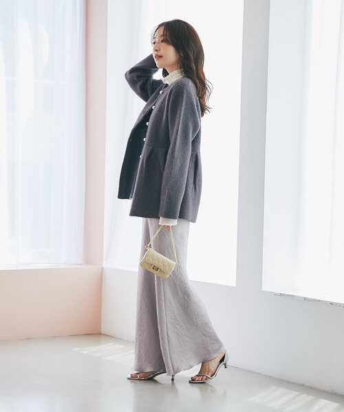 La boutique BonBon（ラブティックボンボン）の「ハイクオリティヘアリーウールニットペプラムジャケット（その他アウター・レディース・チャコールグレー/ライトベージュ・FREE）」の7枚目の写真