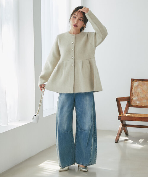 La boutique BonBon（ラブティックボンボン）の「ハイクオリティヘアリーウールニットペプラムジャケット（その他アウター・レディース・チャコールグレー/ライトベージュ・FREE）」の13枚目の写真