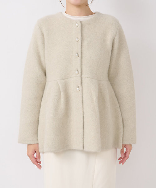 La boutique BonBon（ラブティックボンボン）の「ハイクオリティヘアリーウールニットペプラムジャケット（その他アウター・レディース・チャコールグレー/ライトベージュ・FREE）」の22枚目の写真
