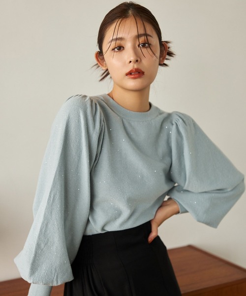 mysty woman（ミスティウーマン）の「スパンコールラメ2WAYプルオーバー　152004（カーディガン/ボレロ・レディース・ブラック/ライトブルー/オフホワイト・FREE）」の3枚目の写真