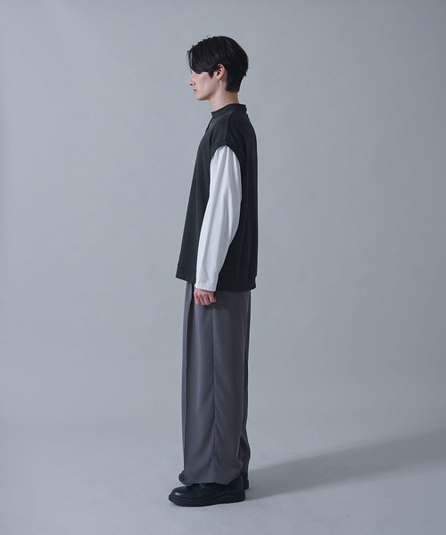 BROWNY(ブラウニー)の「BROWNY/フェイクレイヤードモックネックベストロンT(Tシャツ/カットソー・メンズ・ベージュ/チャコール・MEDIUM/LARGE)」の13枚目の写真