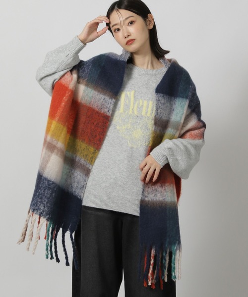 LAKOLE（ラコレ）の「ブークレーチェックマフラー / 138789（マフラー・レディース・オレンジ/オフホワイト/ブルー・FREE）」の3枚目の写真