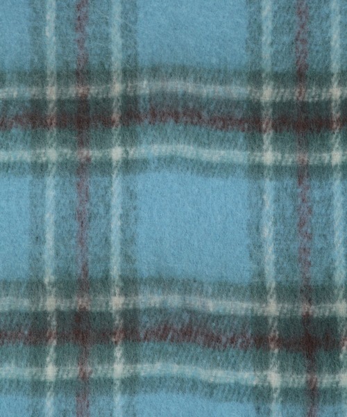 LAKOLE（ラコレ）の「ブークレーチェックマフラー / 138789（マフラー・レディース・オレンジ/オフホワイト/ブルー・FREE）」の14枚目の写真