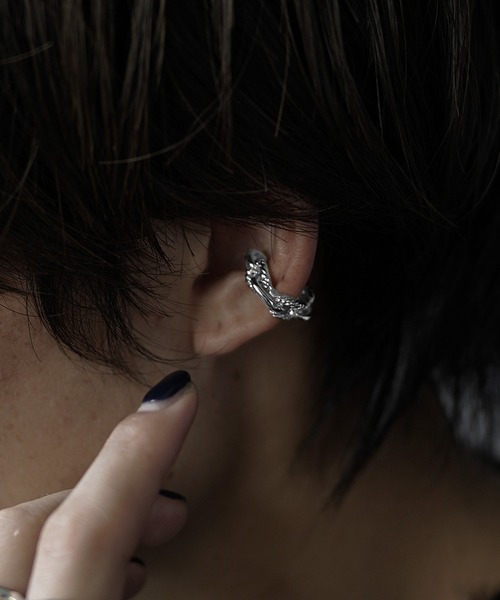 MinoriTY(マイノリティ)の「【MinoriTY Select】エレガントイヤーカフ メンズ ウィメンズ ユニセックス(イヤーカフ・メンズ・シルバー/ゴールド・FREE)」の10枚目の写真