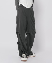 3.3 Field Trip／タックドロストリボンパンツ