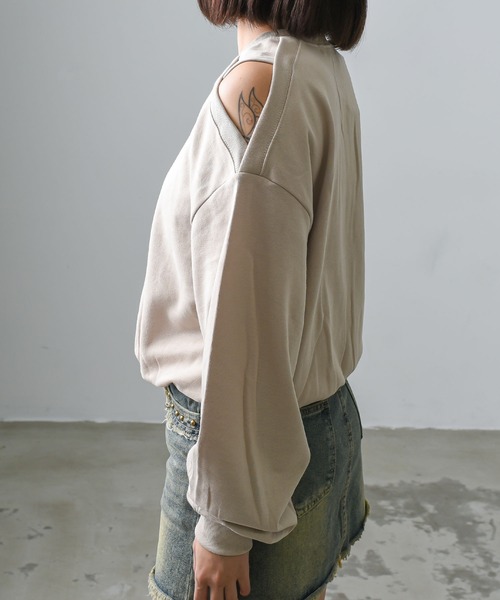 .KOM（ドットコム）の「A'GEM/9 × .kom 『.kom/ドットケーオーエム』オープンショルダートップス（Tシャツ/カットソー・レディース・アイボリー/ブラック/グレー/ベージュ/パープル・FREE）」の20枚目の写真