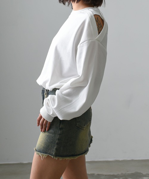 .KOM（ドットコム）の「A'GEM/9 × .kom 『.kom/ドットケーオーエム』オープンショルダートップス（Tシャツ/カットソー・レディース・アイボリー/ブラック/グレー/ベージュ/パープル・FREE）」の9枚目の写真
