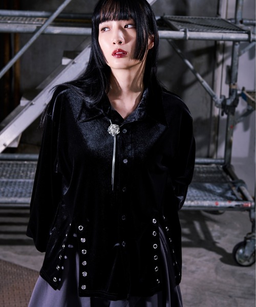 Ellno Loset(エルノロゼット)の「Wレースアップベロアシャツ(シャツ/ブラウス・メンズ・パープル/ブラック・MEDIUM/SMALL/LARGE)」の9枚目の写真