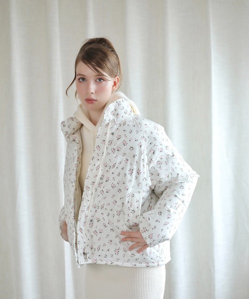 【Jasmine】花柄スタンドカラーダウンジャケットショート丈（ダウンジャケット/コート）｜Jasmine Grandiflorum（ジャスミングランディフローラム）