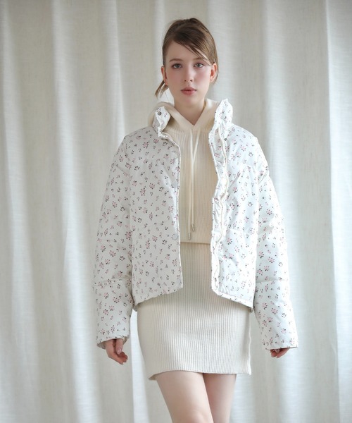 Jasmine】花柄スタンドカラーダウンジャケットショート丈（ダウン