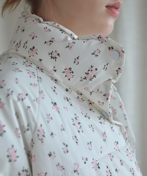 【Jasmine】花柄スタンドカラーダウンジャケットショート丈（ダウンジャケット/コート）｜Jasmine Grandiflorum（ジャスミングランディフローラム）